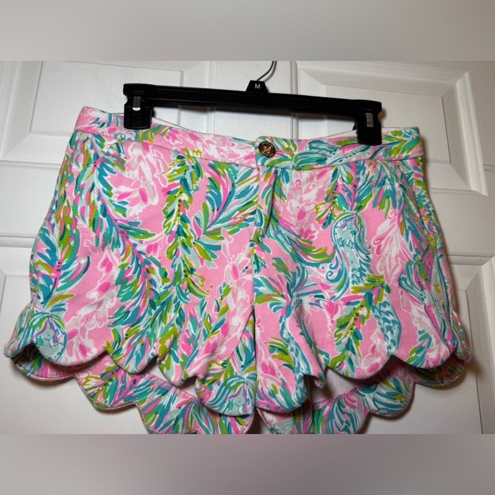Lilly Pulitzer Buttercup Scalloped Knit Shorts Sz 2 Vibrant Colors Hot Pants - Picture 2 of 8